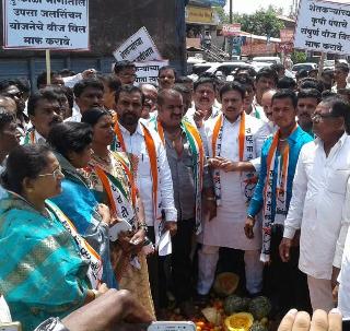 MLA Shashikant Shindane arrested in case of farmers' agitation | शेतकरी आंदोलन प्रकरणी आमदार शशिकांत शिंदेंना अटक