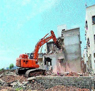 Bunk to unauthorized 'Row Houses' | अनधिकृत ‘रो हाऊसेस’ला दणका Bunk to unauthorized 'Row Houses' | अनधिकृत ‘रो हाऊसेस’ला दणका