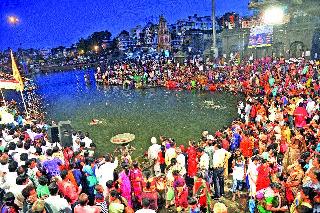 Service Season's Rainfall | सेवेकऱ्यांचे पर्जन्यराजाला साकडे Service Season's Rainfall | सेवेकऱ्यांचे पर्जन्यराजाला साकडे