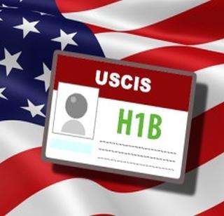 H-1B visas fall by 37% | एच-१बी व्हिसात झाली ३७ टक्के घट H-1B visas fall by 37% | एच-१बी व्हिसात झाली ३७ टक्के घट