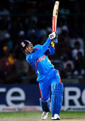 'Trichakundi' made by the bowler, therefore, Sehwag is 'Wagh'! | बॉलर्सची केली ‘कचराकुंडी’.. म्हणूनच सेहवाग आहे ‘वाघ’! 'Trichakundi' made by the bowler, therefore, Sehwag is 'Wagh'! | बॉलर्सची केली ‘कचराकुंडी’.. म्हणूनच सेहवाग आहे ‘वाघ’!