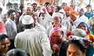 Recovery from Farmer's Sum Insured | शेतकऱ्यांच्या विम्याच्या रकमेतून वसुली