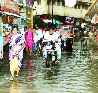 Electricity death in Nanded | नांदेडमध्ये वीज पडून दोघांचा मृत्यू Electricity death in Nanded | नांदेडमध्ये वीज पडून दोघांचा मृत्यू
