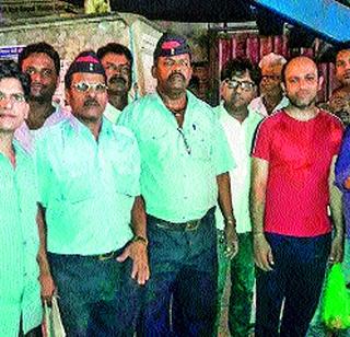 Escape from Skywalk Lift | स्कायवॉक लिफ्टमधून सुटका Escape from Skywalk Lift | स्कायवॉक लिफ्टमधून सुटका