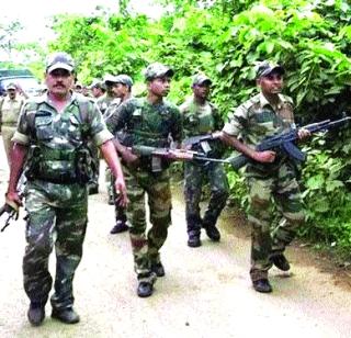 'Bastaria' battalion of tribal children and girls | आदिवासी मुला-मुलींची ‘बस्तरिया’ बटालियन 'Bastaria' battalion of tribal children and girls | आदिवासी मुला-मुलींची ‘बस्तरिया’ बटालियन