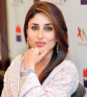 Do you have a 'feet' gym partner like Kareena Kapoor? - Read this | करीना कपूरसारखा ‘फीट’ जिम पार्टनर आहे का तुमचा?-हे वाचा