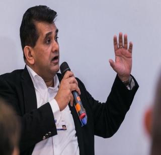 Online risk to banks | आॅनलाइनचा बँकांना धोका Online risk to banks | आॅनलाइनचा बँकांना धोका