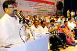 Water supply to the child 24 hours | मूलला २४ तास पाणीपुरवठा Water supply to the child 24 hours | मूलला २४ तास पाणीपुरवठा