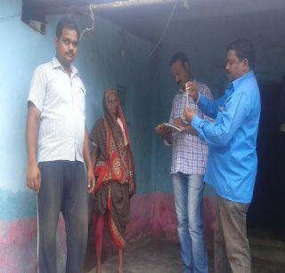 Water samples of Bidgawa water sampling | बिडगावातील पाण्याच्या नमुण्यांची केली तपासणी Water samples of Bidgawa water sampling | बिडगावातील पाण्याच्या नमुण्यांची केली तपासणी