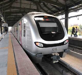 Sudden increase in ticket prices of Mumbai Metro | मुंबई मेट्रोच्या तिकीट दरांमध्ये अचानक वाढ Sudden increase in ticket prices of Mumbai Metro | मुंबई मेट्रोच्या तिकीट दरांमध्ये अचानक वाढ