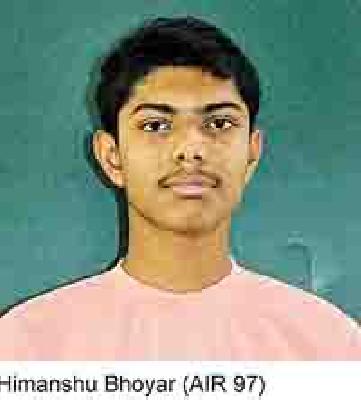 Himanshu Bhoor 'Top' in Nagpur | हिमांशु भोयर नागपुरात ‘टॉप’