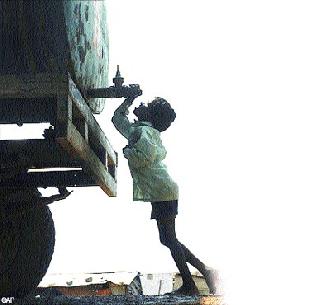 Water supply scheme must be taken seriously: Sangale | पाणी पुरवठा योजना गांभिर्याने राबवा : सांगळे