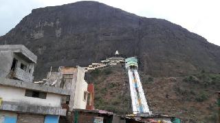 Saptashringi Temple of Nashik survived by security forces: The rift broke | नाशिकचे सप्तशृंगी मंदिर संरक्षक जाळ्यांमुळे बचावले : दरड कोसळली Saptashringi Temple of Nashik survived by security forces: The rift broke | नाशिकचे सप्तशृंगी मंदिर संरक्षक जाळ्यांमुळे बचावले : दरड कोसळली