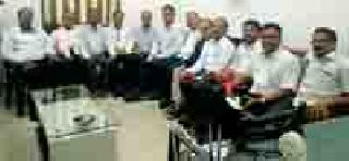 Otherwise the school will not be opened in the first day | अन्यथा पहिल्या दिवशी शाळा उघडणार नाही