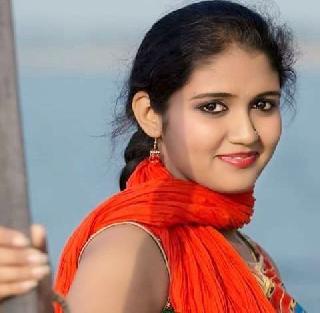 The tenth pass of Sarat's Archie passed | सैराटची आर्ची झाली दहावी पास The tenth pass of Sarat's Archie passed | सैराटची आर्ची झाली दहावी पास