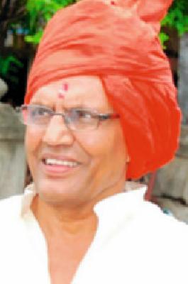 Madhavrao Mane as President of 'Vasant' | ‘वसंत’च्या अध्यक्षपदी माधवराव माने Madhavrao Mane as President of 'Vasant' | ‘वसंत’च्या अध्यक्षपदी माधवराव माने