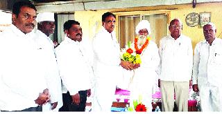 Alandi to Pandharpur of Maharaja of Tazarpur | तुजारपूरच्या महाराजांचे आळंदी ते पंढरपूर लोटांगण Alandi to Pandharpur of Maharaja of Tazarpur | तुजारपूरच्या महाराजांचे आळंदी ते पंढरपूर लोटांगण