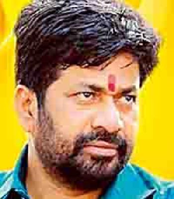 Dressing up, now make surgery! | मलमपट्टी झाली, आता सर्जरी करा !