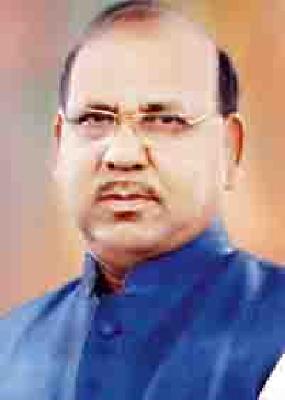 Improve accidents on Shadgaon Trough | शेडगाव फाट्यावरील अपघातप्रवण स्थळाची सुधारणा करा