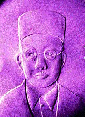 Drawing Attractive Pictures With Anecdotes | नखांच्या साहाय्याने रेखाटली आकर्षक चित्रे