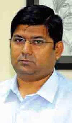 Divisional Commissioner Piyush Singh took charge | विभागीय आयुक्त पियुष सिंग यांनी पदभार स्वीकारला