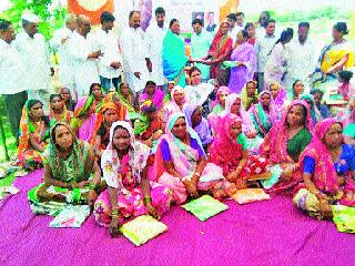 Various enterprises by Congress at Tungan Diagar | तुंगण दिगर येथे कॉँग्रेसतर्फे विविध उपक्रम Various enterprises by Congress at Tungan Diagar | तुंगण दिगर येथे कॉँग्रेसतर्फे विविध उपक्रम