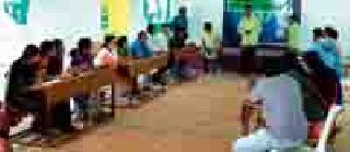 Child line look forward to child protection | बालकांच्या संरक्षणासाठी चाईल्ड लाईन तत्पर