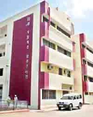 Rural arrangements have been stopped by the terms of toilets | शौचालयाच्या अटीने ग्रामीण योजना थांबल्या