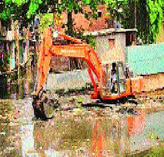 In case of non-closure, the contractor's bills will be stopped | नालेसफाई न झाल्यास ठेकेदारांची बिले रोखणार In case of non-closure, the contractor's bills will be stopped | नालेसफाई न झाल्यास ठेकेदारांची बिले रोखणार