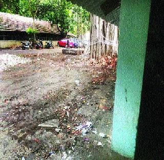 Sion hospital premises 'pulsation' | सायन रुग्णालयाचे आवार ‘चकाचक’ Sion hospital premises 'pulsation' | सायन रुग्णालयाचे आवार ‘चकाचक’