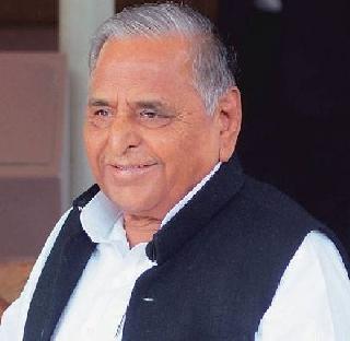 Give freedom to the army in Kashmir - Mulayam Singh Yadav | काश्मीरमध्ये लष्कराला कारवाईचे स्वातंत्र्य द्या- मुलायम सिंह यादव Give freedom to the army in Kashmir - Mulayam Singh Yadav | काश्मीरमध्ये लष्कराला कारवाईचे स्वातंत्र्य द्या- मुलायम सिंह यादव
