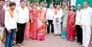 Everyone should adopt a tree | प्रत्येकाने एक झाड दत्तक घ्यावे Everyone should adopt a tree | प्रत्येकाने एक झाड दत्तक घ्यावे