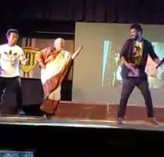VIDEO: Did you watch the "Sairat" grandmother's zodiac dance? | VIDEO: "सैराट" आजीचा झिंगाट डान्स पाहिला का ?