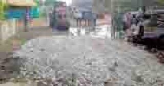 Dense stock of lacs was destroyed in DesiGen | देसाईगंजात लाखाचा दारूसाठा केला नष्ट Dense stock of lacs was destroyed in DesiGen | देसाईगंजात लाखाचा दारूसाठा केला नष्ट