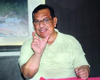 Not to plant trees, challenge to live | झाडे लावण्याचे नव्हे, जगविण्याचे आव्हान Not to plant trees, challenge to live | झाडे लावण्याचे नव्हे, जगविण्याचे आव्हान