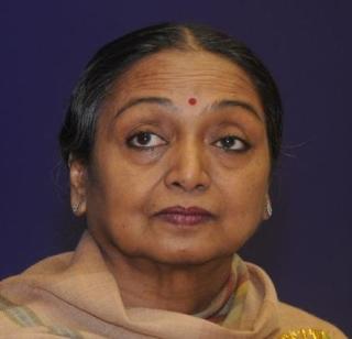 First stop the "these" reservations - Meera Kumar | आधी "ही" आरक्षणं तर बंद करा- मीरा कुमार First stop the "these" reservations - Meera Kumar | आधी "ही" आरक्षणं तर बंद करा- मीरा कुमार