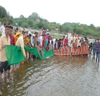 Suryakanya Tapti River celebrates the birth anniversary of Tapti River | सूर्यकन्या तापी नदी जन्मोत्सवानिमित्त पूजन Suryakanya Tapti River celebrates the birth anniversary of Tapti River | सूर्यकन्या तापी नदी जन्मोत्सवानिमित्त पूजन