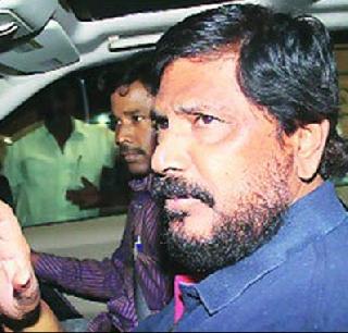 Regarding the Indo-Pak final match "fix", should be inquired: Ramdas Athavale | भारत-पाक अंतिम सामना "फिक्स" असल्याची शंका, चौकशी व्हावी: रामदास आठवले Regarding the Indo-Pak final match "fix", should be inquired: Ramdas Athavale | भारत-पाक अंतिम सामना "फिक्स" असल्याची शंका, चौकशी व्हावी: रामदास आठवले