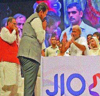 Gorkha is not just a religious issue | गोरक्षा हा फक्त धार्मिक मुद्दा नाही Gorkha is not just a religious issue | गोरक्षा हा फक्त धार्मिक मुद्दा नाही