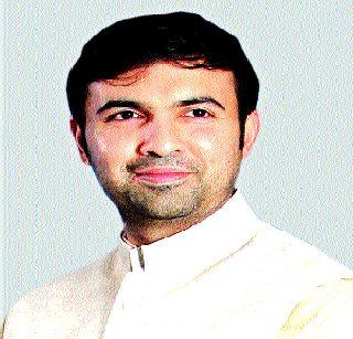 Bhosale was elected the chairman of the temple committee | मंदिर समिती अध्यक्षपदी भोसले Bhosale was elected the chairman of the temple committee | मंदिर समिती अध्यक्षपदी भोसले