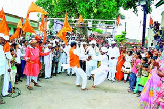 Vitthal Naama's school is filled ..! | विठ्ठल नामाची शाळा भरली..!