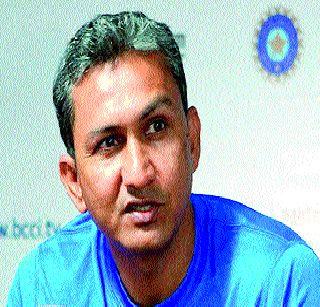Defeat by the disappointing performance | निराशाजनक कामगिरीमुळे पराभव Defeat by the disappointing performance | निराशाजनक कामगिरीमुळे पराभव