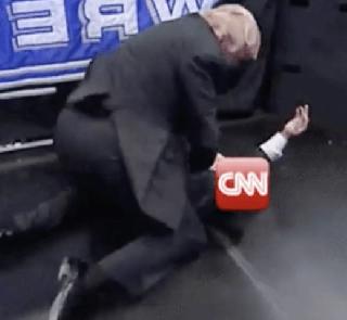 Donald Trump "Causes" to CNN in the WWE Ringtones! | डोनाल्ड ट्रम्प यांनी WWE रिंगणात CNN ला "बदडलं"! Donald Trump "Causes" to CNN in the WWE Ringtones! | डोनाल्ड ट्रम्प यांनी WWE रिंगणात CNN ला "बदडलं"!
