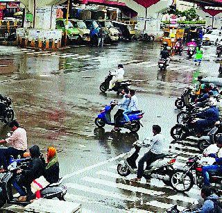 The rules of the police | पोलीसच मोडतात नियम The rules of the police | पोलीसच मोडतात नियम