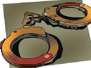 Five women arrested for stolen gold jewelery | सोन्याची पोत चोरणाऱ्या पाच महिलांच्या टोळीस अटक Five women arrested for stolen gold jewelery | सोन्याची पोत चोरणाऱ्या पाच महिलांच्या टोळीस अटक
