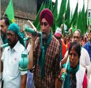 VIDEO - Raju Shetty, Medha Patkar arrested | VIDEO - राजू शेट्टी, मेधा पाटकर यांना अटक