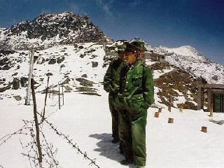 But support Sikkim's independence - China's apparent threat | तर सिक्कीमच्या स्वातंत्र्याला पाठिंबा देऊ - चीनची उघड धमकी But support Sikkim's independence - China's apparent threat | तर सिक्कीमच्या स्वातंत्र्याला पाठिंबा देऊ - चीनची उघड धमकी