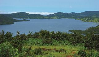 The scarcity of the farmers in Kolhapur district caused concern for farmers | कोल्हापूर जिल्ह्यात तुरळक पाऊस, उघडीपीमुळे शेतकऱ्याची चिंता वाढली The scarcity of the farmers in Kolhapur district caused concern for farmers | कोल्हापूर जिल्ह्यात तुरळक पाऊस, उघडीपीमुळे शेतकऱ्याची चिंता वाढली