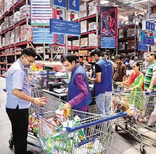 GST: 1 lakh penalty and imprisonment if no new price is printed | GST: नव्या किमती न छापल्यास 1 लाखाचा दंड आणि कारावास