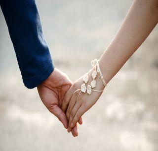 Marriage of love lover in Karanjalad in Jalgaon is unsuccessful | कारंजालाड येथील प्रेमीयुगलाचा जळगावात लग्नाचा डाव फसला Marriage of love lover in Karanjalad in Jalgaon is unsuccessful | कारंजालाड येथील प्रेमीयुगलाचा जळगावात लग्नाचा डाव फसला